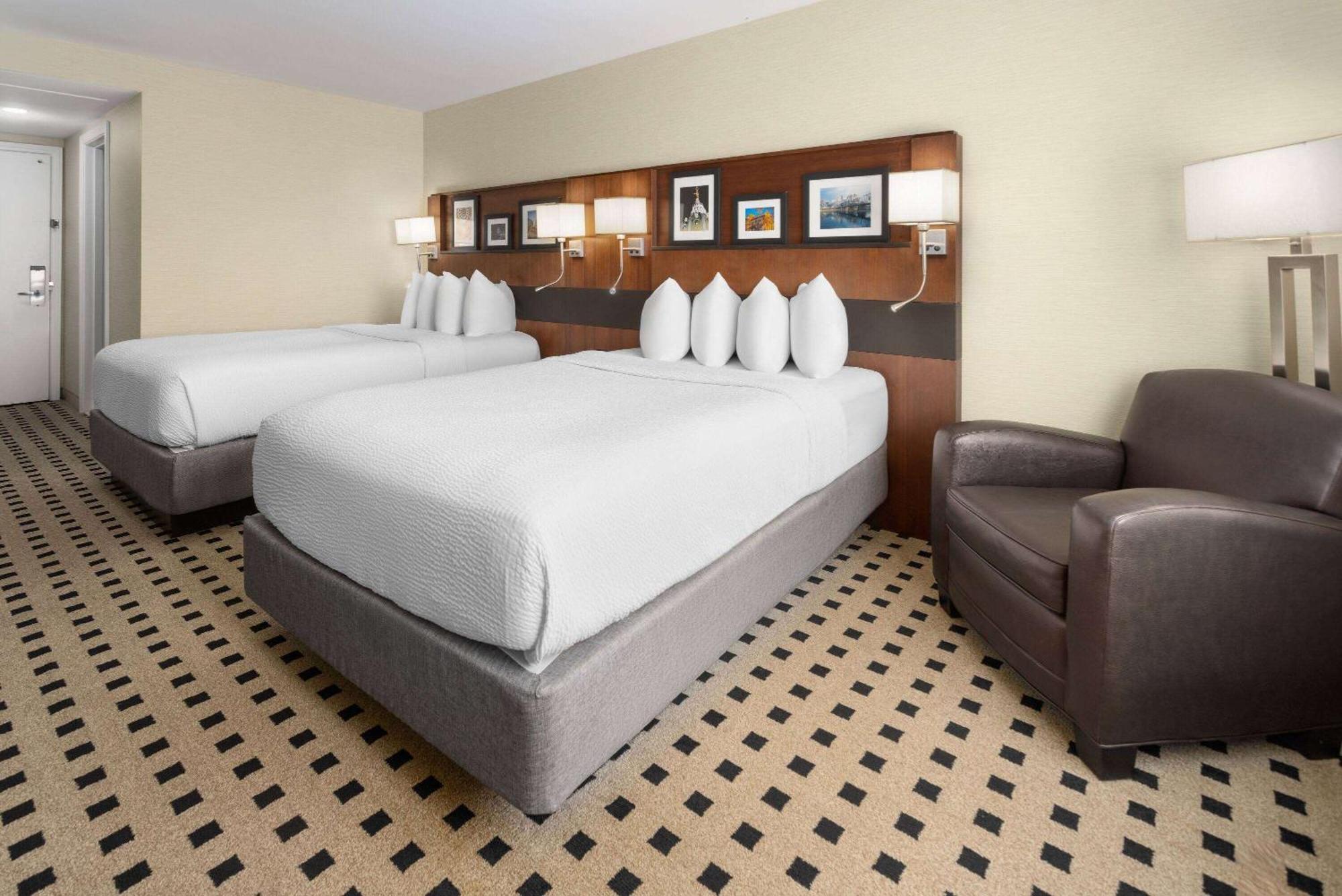Penn Harris Hotel Harrisburg, Trademark By Wyndham المظهر الخارجي الصورة