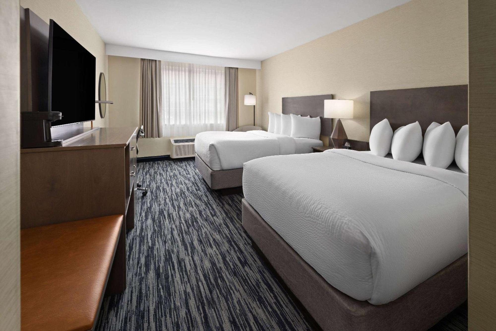 Penn Harris Hotel Harrisburg, Trademark By Wyndham المظهر الخارجي الصورة