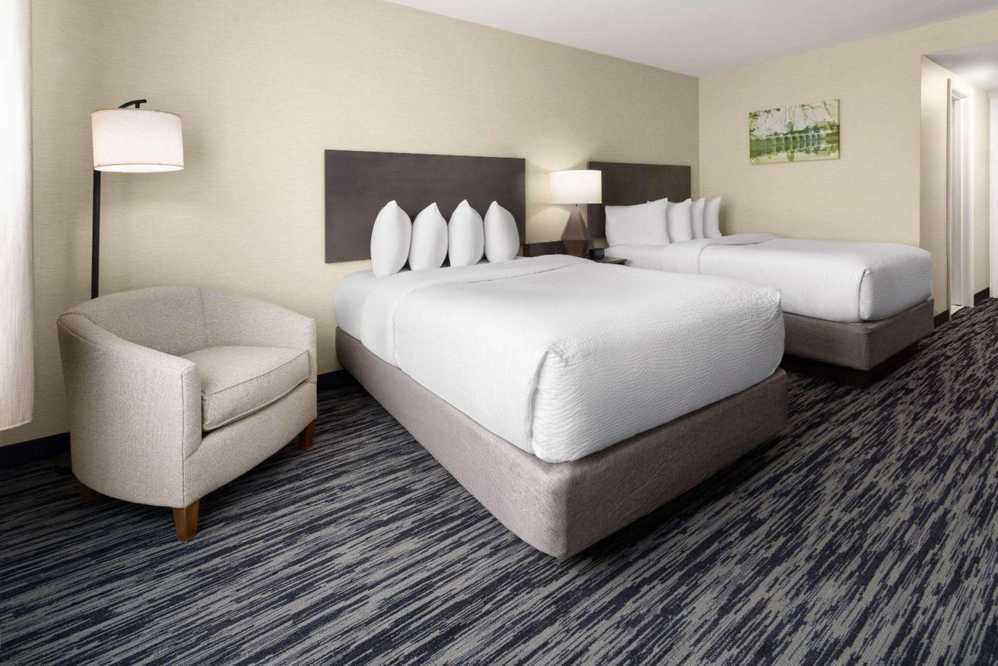 Penn Harris Hotel Harrisburg, Trademark By Wyndham المظهر الخارجي الصورة